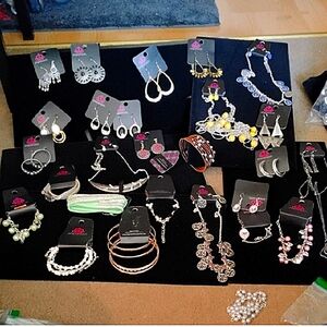 Price Lowered !! paparazzi MYSTERY GRAB BAG